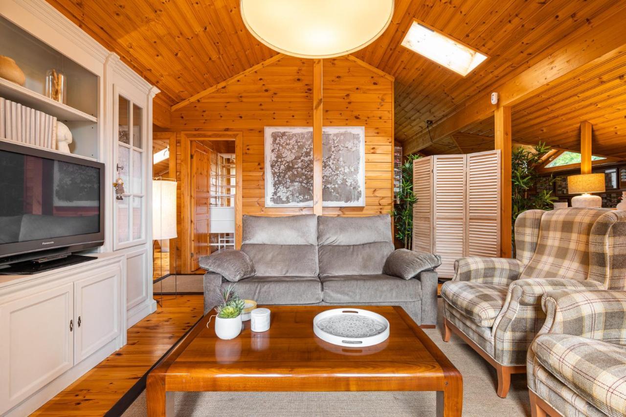 Espectacular Apartamento De Madera Frente Al Rio Ter - Camprodon Eksteriør billede