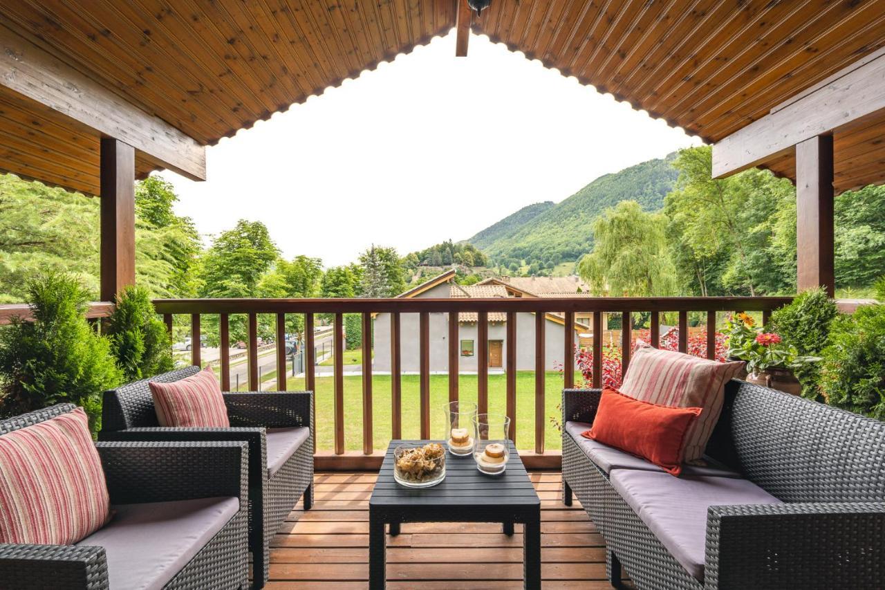 Espectacular Apartamento De Madera Frente Al Rio Ter - Camprodon Eksteriør billede